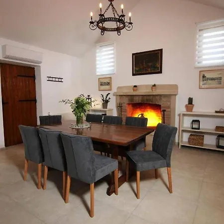 Secluded Oasis With Pool, Outdoor Kitchen, & Landscaped Terraces - Three Bedroom Villa *