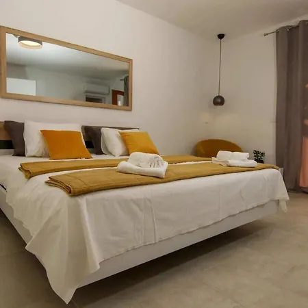 Secluded Oasis With Pool, Outdoor Kitchen, & Landscaped Terraces - Three Bedroom * Supetar