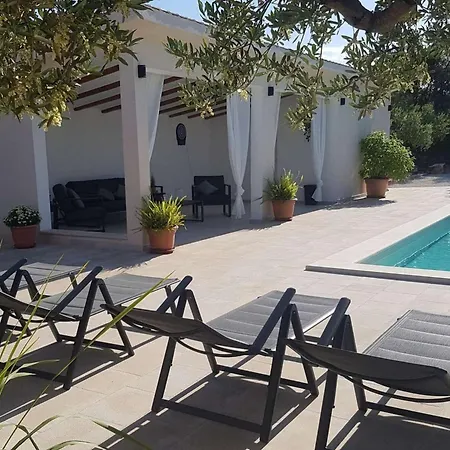 Secluded Oasis With Pool, Outdoor Kitchen, & Landscaped Terraces - Three Bedroom Supetar
