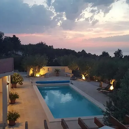 Secluded Oasis With Pool, Outdoor Kitchen, & Landscaped Terraces - Three Bedroom *