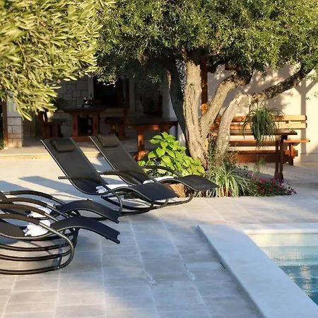 Villa Secluded Oasis With Pool, Outdoor Kitchen, & Landscaped Terraces - Three Bedroom Supetar